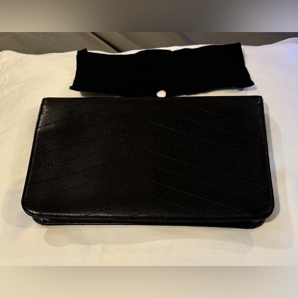 Authentic Chanel Chevron Calfskin Clutch - Picture 3 of 4